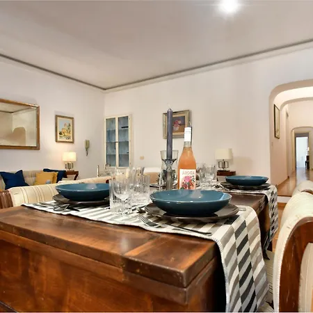 Apartment Trevi Charme Rome